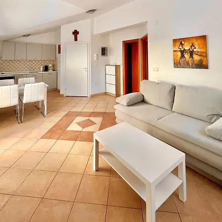Sara Apartment